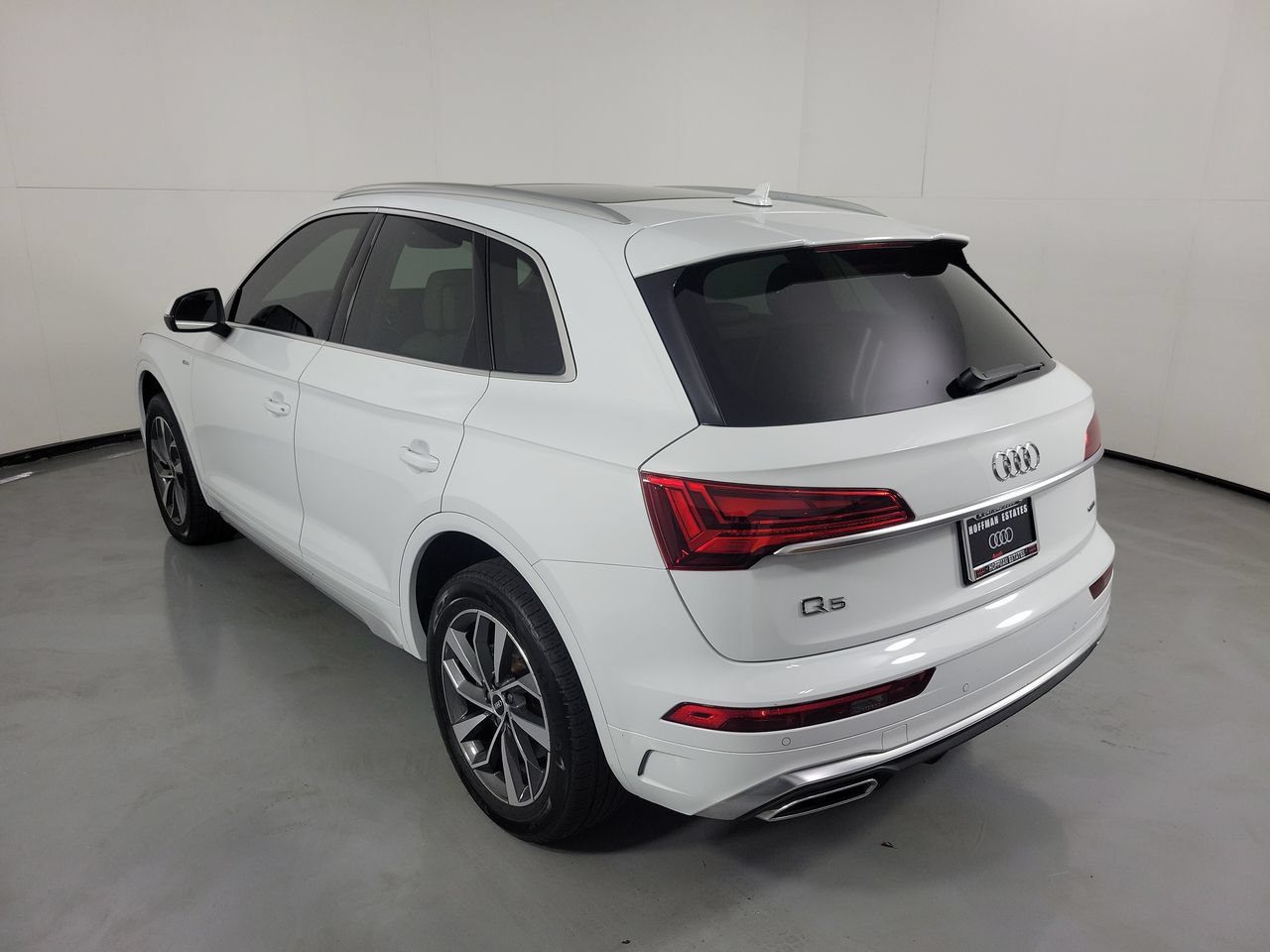 Used 2024 Audi Q5 2.0T Premium Plus w/ Premium Plus Package AWD/4WD image 5