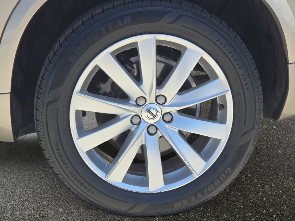 Used 2016 Volvo XC90 T6 Momentum w/ Vision Package AWD/4WD image 38