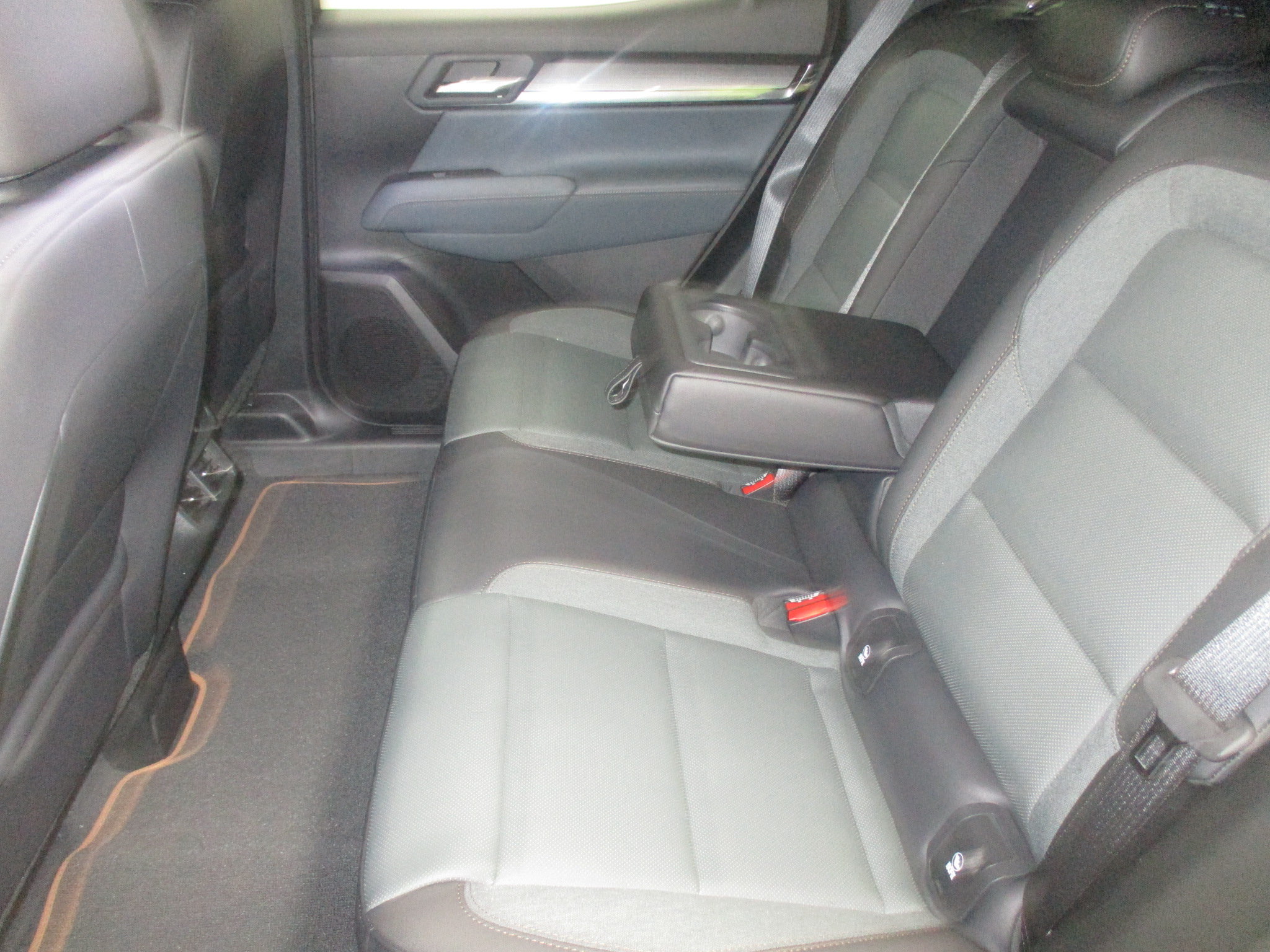 New 2026 GMC Terrain AT4 w/ Convenience Package III AWD/4WD image 22