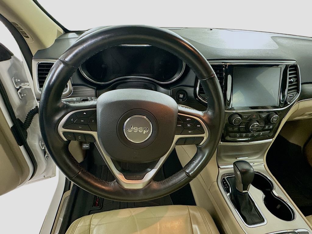 Used 2019 Jeep Grand Cherokee Limited AWD/4WD image 11