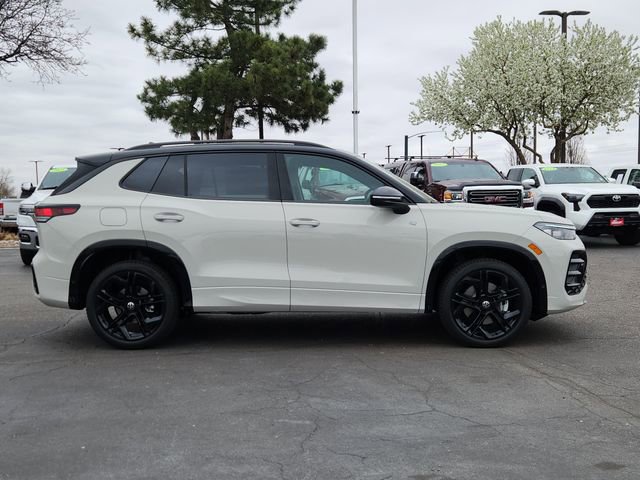 New 2026 Volkswagen Tiguan SE R-Line image 2