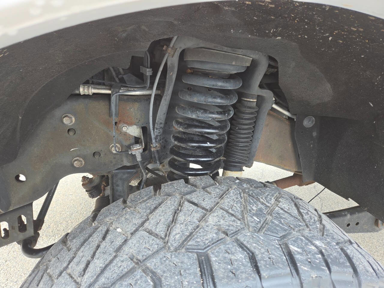 Used 2015 Ford F350 Platinum image 11