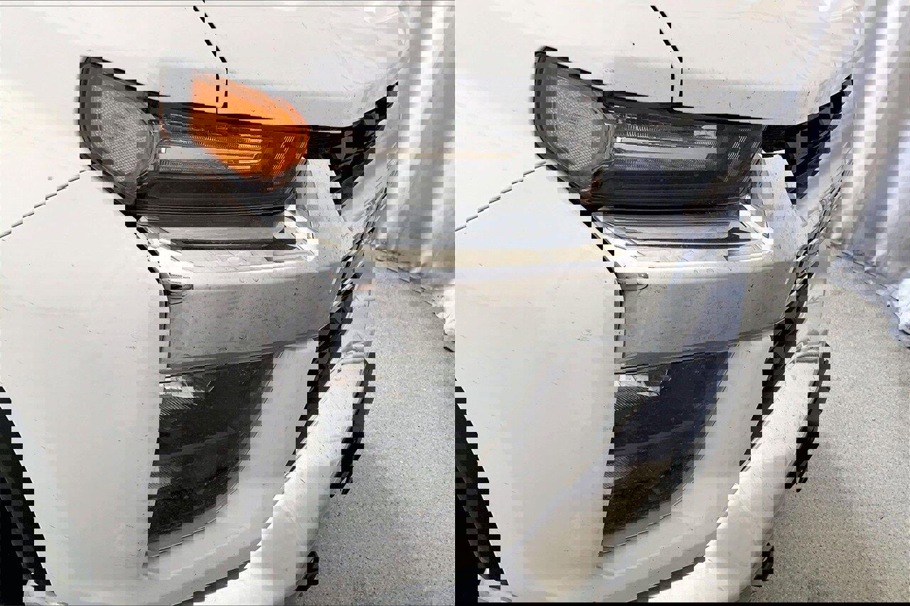 Used 2023 Chevrolet Silverado 2500 LT w/ Snow Plow Prep/Camper Package image 12