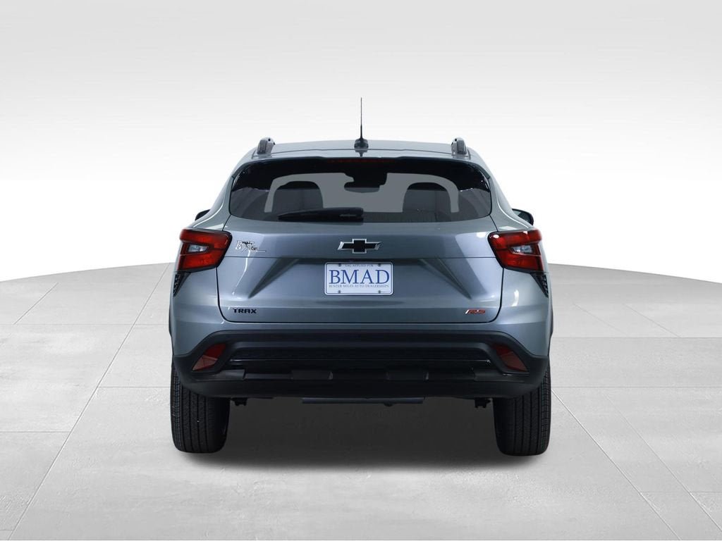 New 2026 Chevrolet Trax RS w/ Sunroof Package FWD image 13