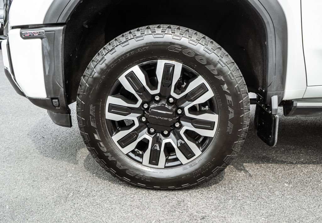 Used 2024 GMC Sierra 2500 Denali Ultimate AWD/4WD image 33