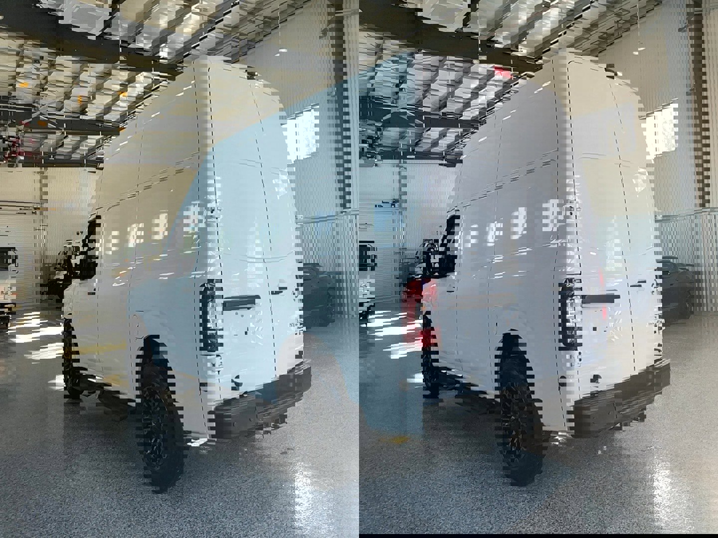 Used 2020 Nissan NV 3500 SV w/ Navigation Package image 23