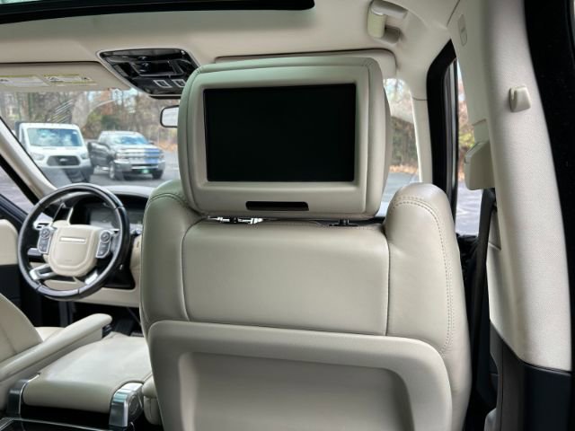 Used 2016 Land Rover Range Rover Long Wheelbase Supercharged image 32