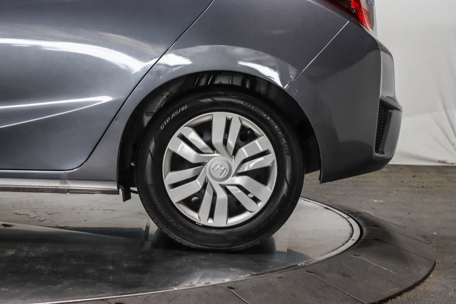 Used 2015 Honda Fit LX image 10