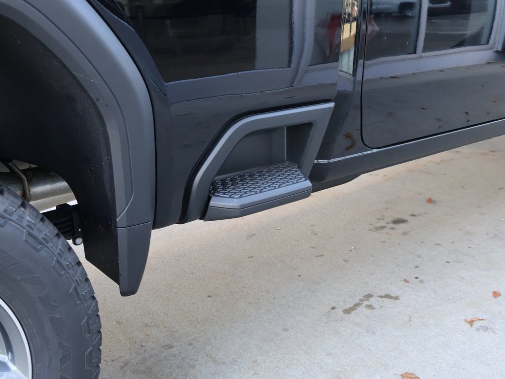 New 2025 GMC Sierra 2500 SLT w/ SLT Convenience Package image 38