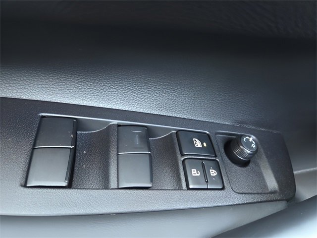 Used 2025 Toyota Corolla SE w/ SE Premium Package image 22