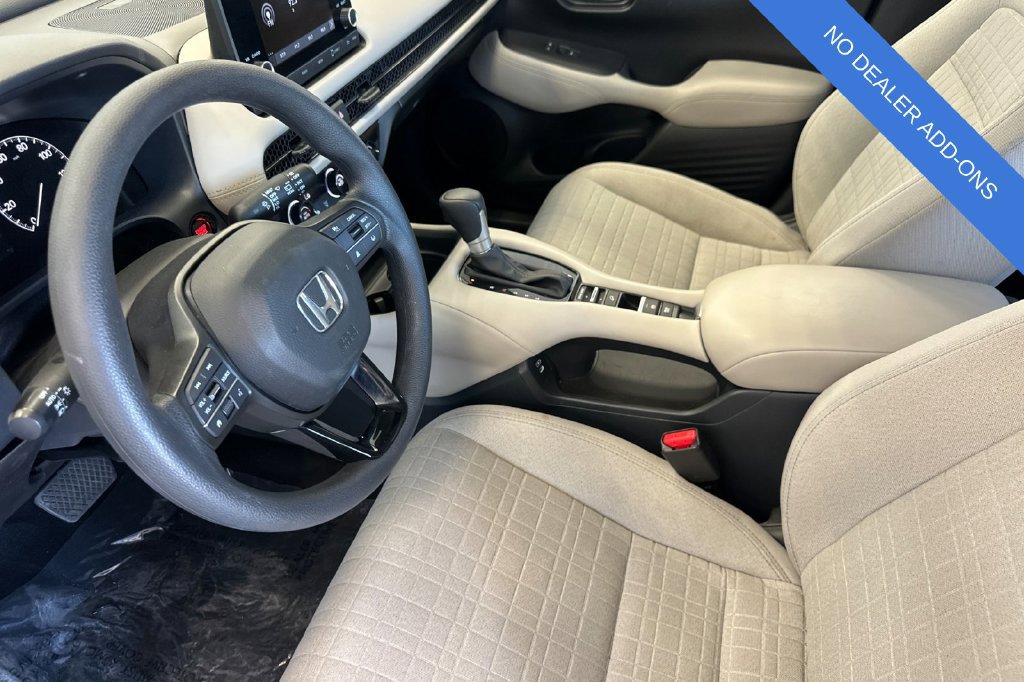 Used 2025 Honda HR-V LX image 10