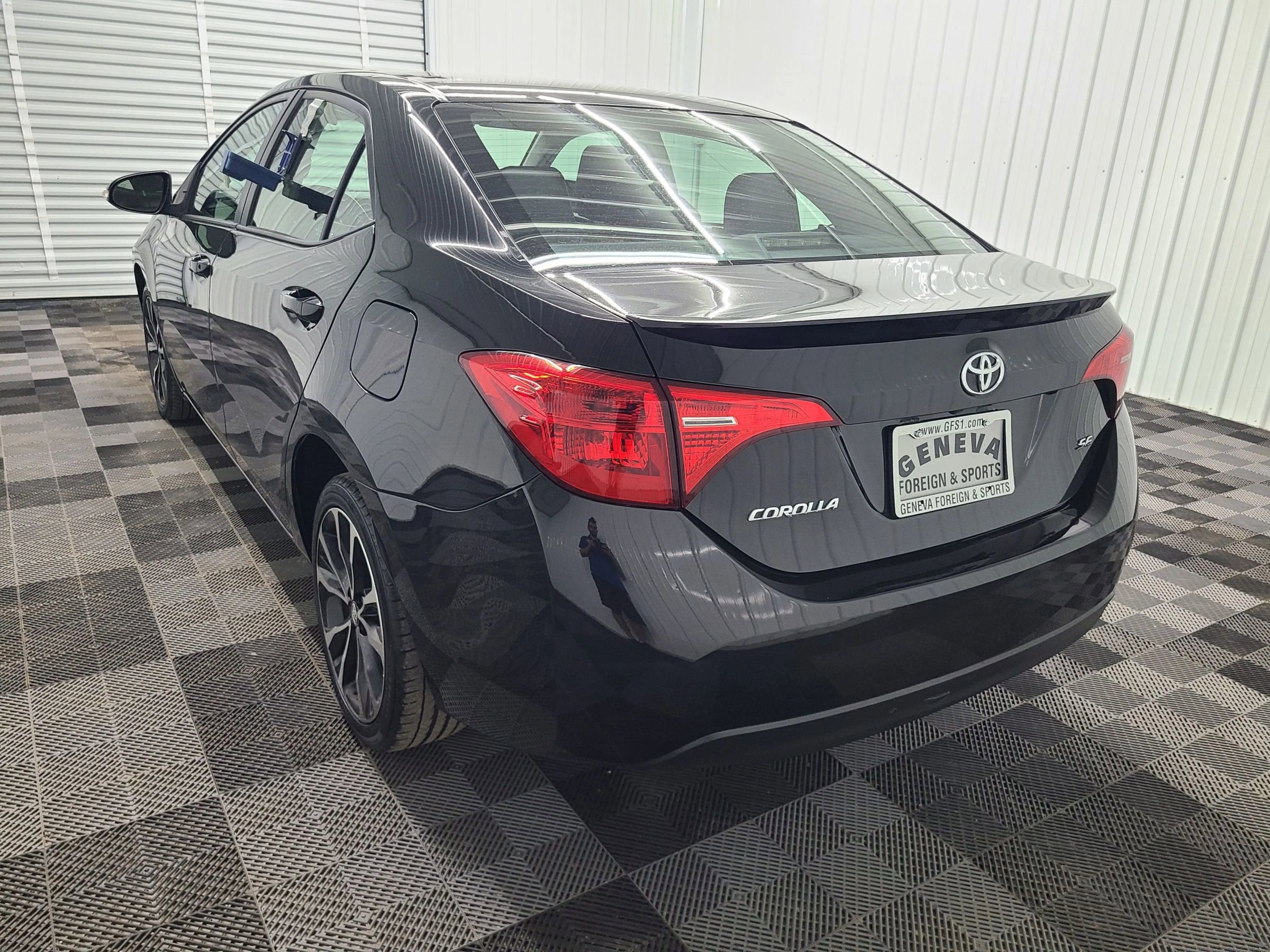Used 2018 Toyota Corolla SE FWD image 10