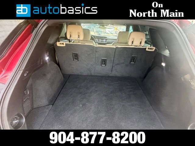 Used 2017 Cadillac XT5 FWD image 30