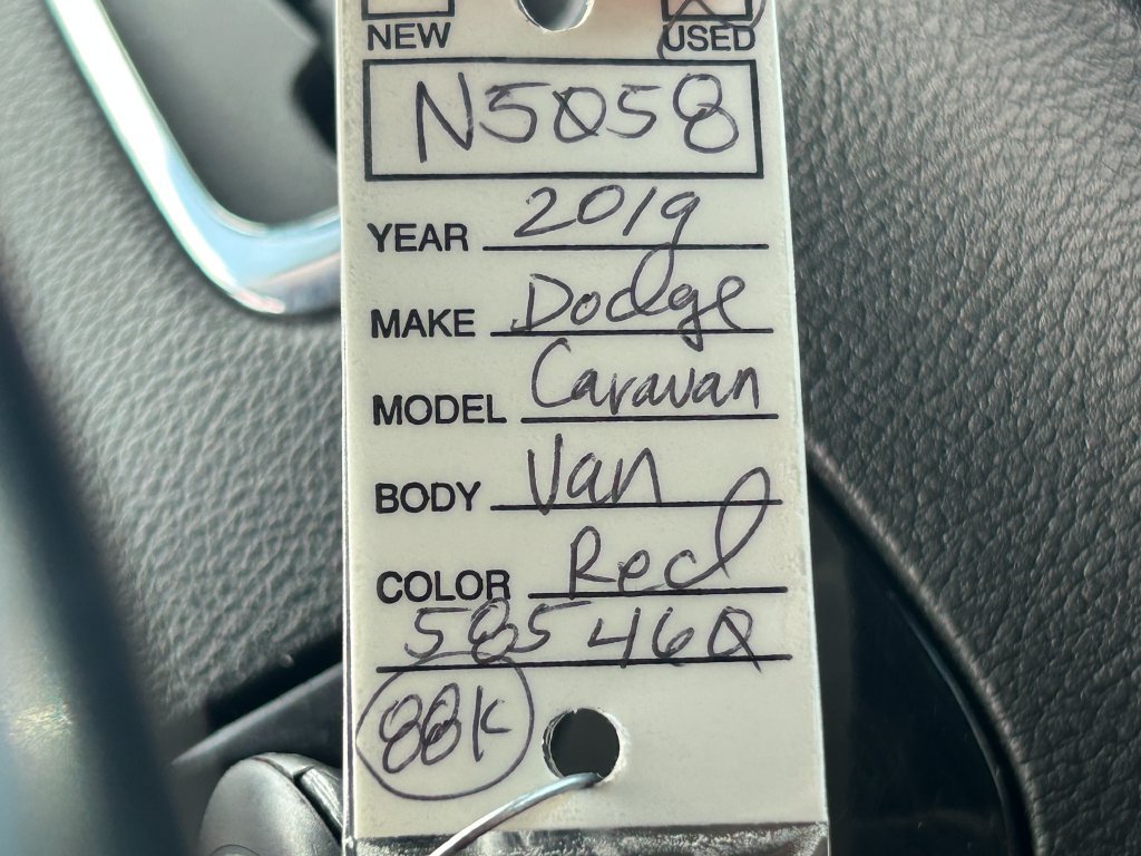 Used 2019 Dodge Grand Caravan SXT FWD image 37