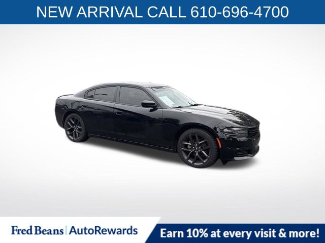 Used 2021 Dodge Charger SXT w/ Blacktop Package RWD image 1