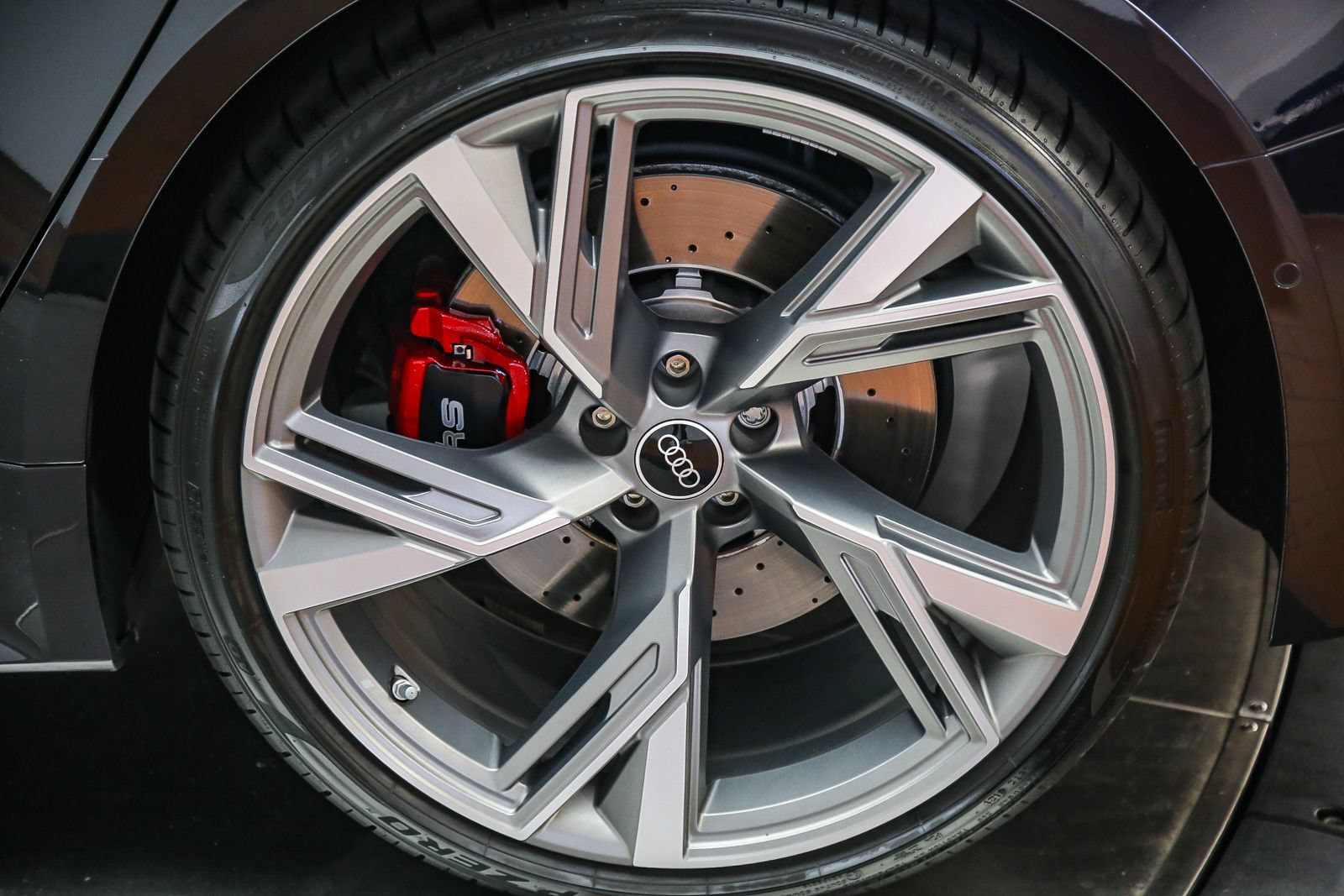 Certified 2021 Audi RS 6 w/ Executive Package AWD/4WD image 18