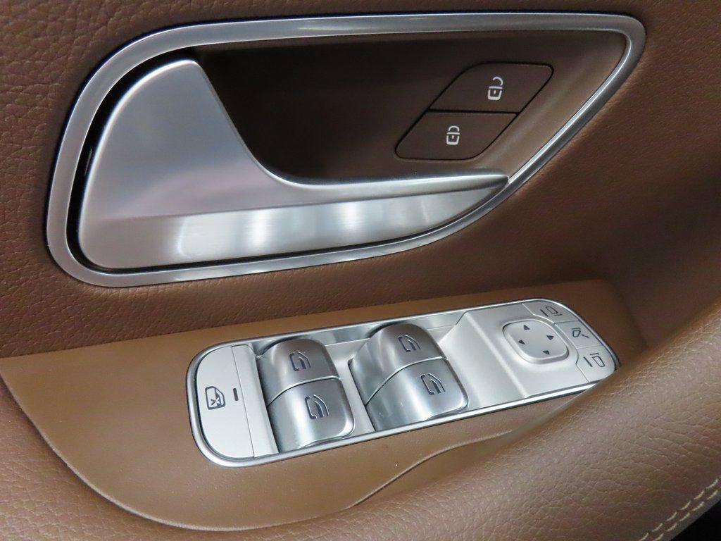 Used 2024 Mercedes-Benz GLE 350 4MATIC image 65