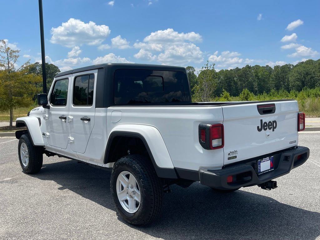 Used 2021 Jeep Gladiator Sport AWD/4WD image 19