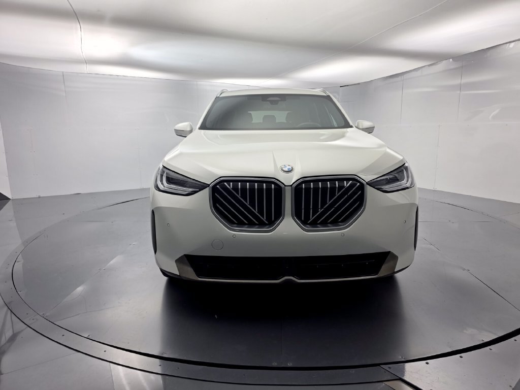Used 2026 BMW X3 xDrive30i w/ Convenience Package AWD/4WD image 2