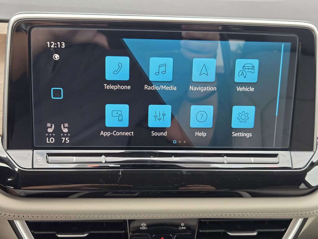 New 2026 Volkswagen Atlas SE image 13