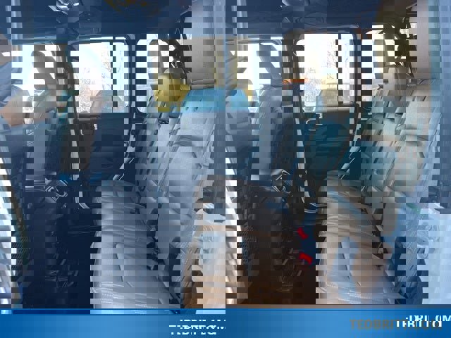 Used 2022 Jeep Wrangler Unlimited Rubicon w/ Cold Weather Group image 13