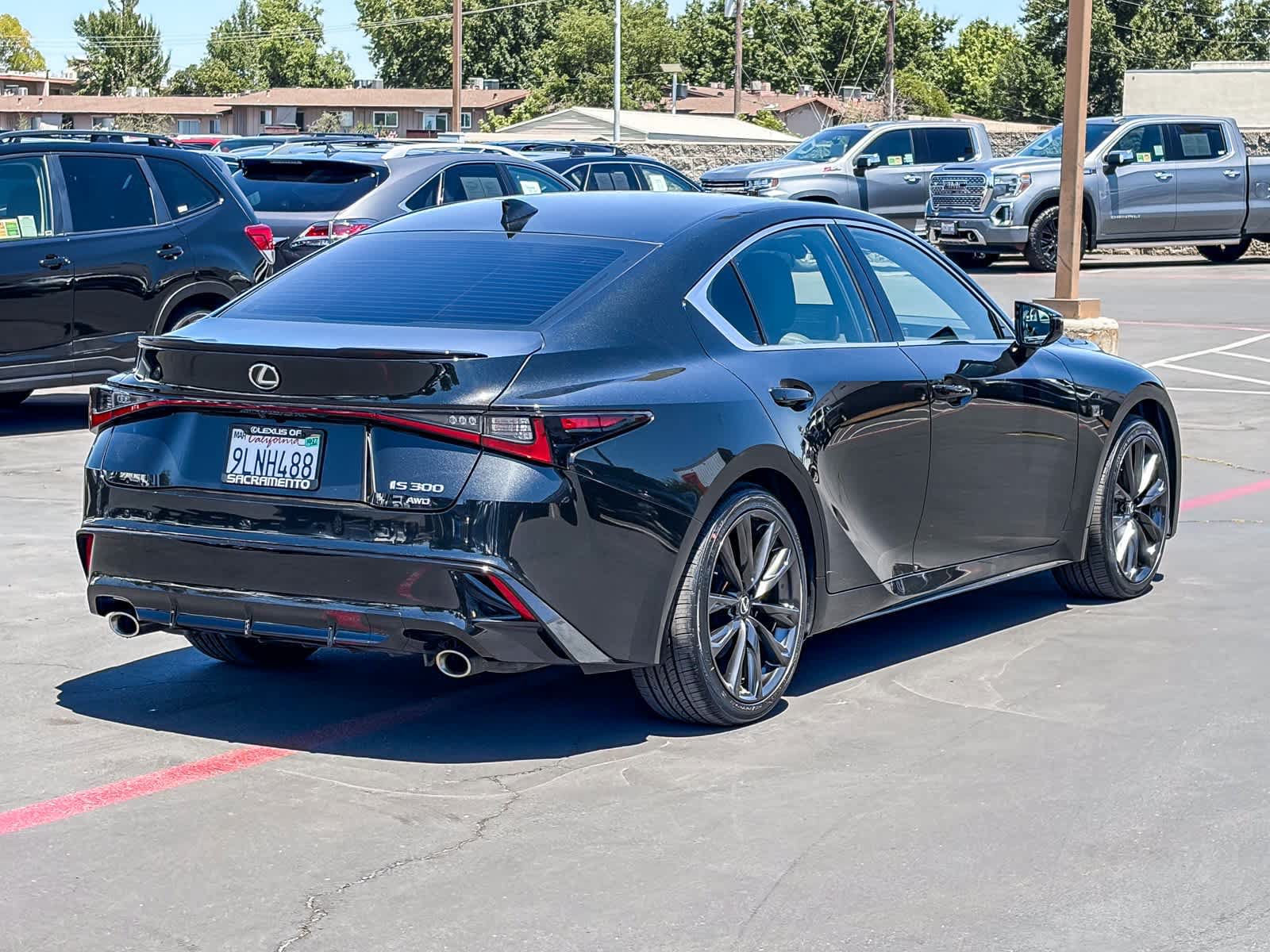 Used 2024 Lexus IS 300 F Sport AWD/4WD image 4