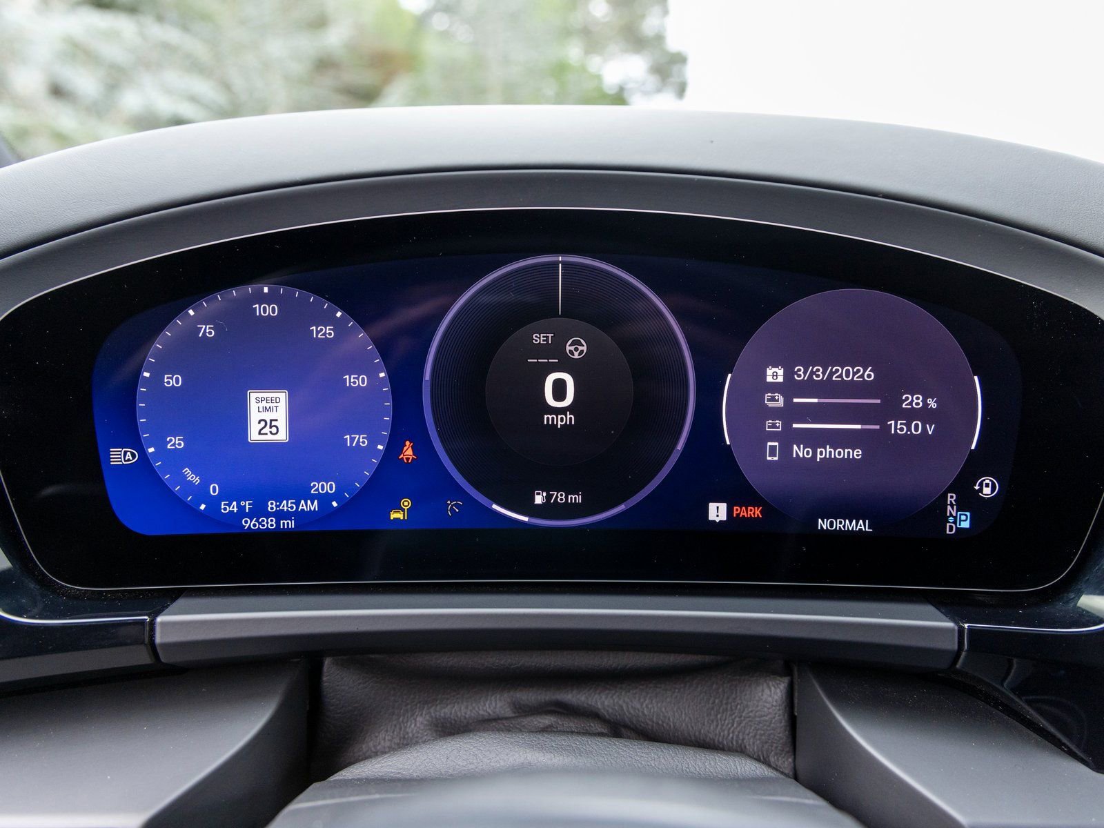 Used 2024 Porsche Macan 4 Electric image 32