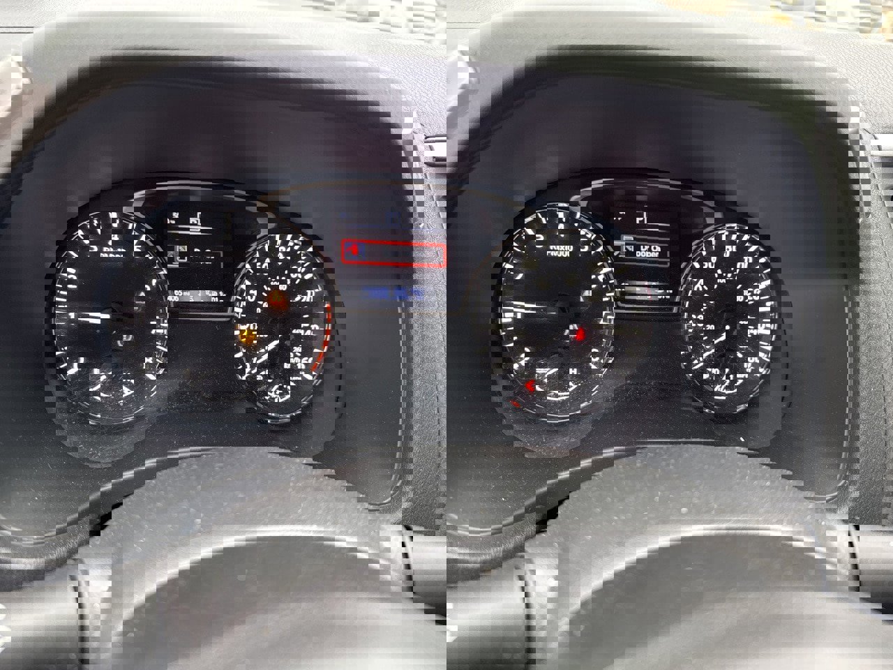 Used 2019 Nissan Pathfinder Platinum image 14