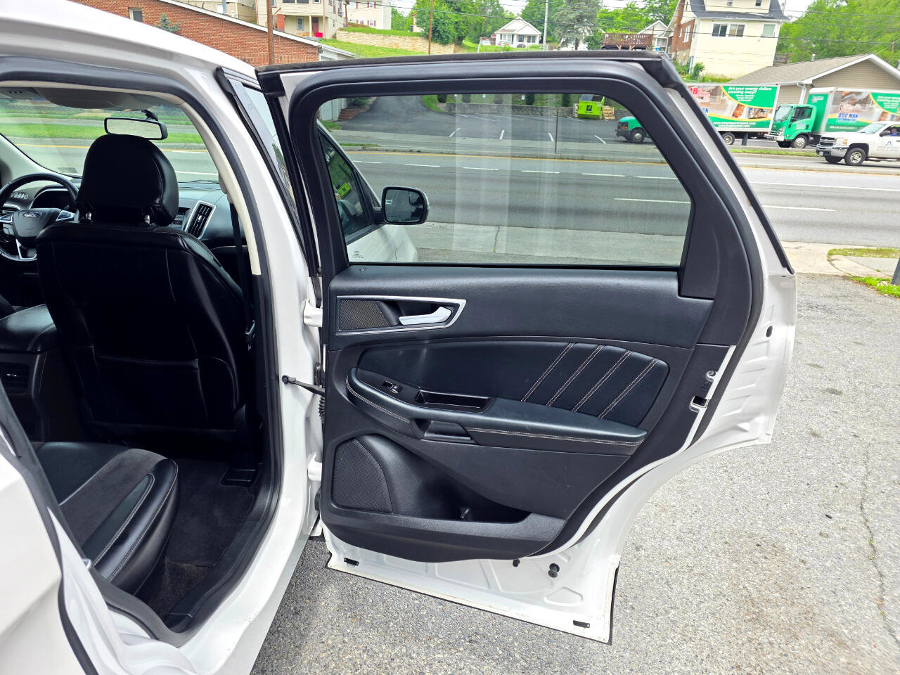 Used 2018 Ford Edge Sport image 18