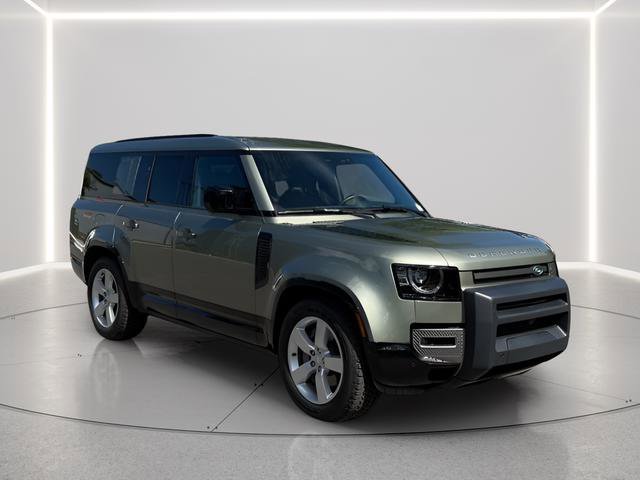 Certified 2025 Land Rover Defender 130 X-Dynamic SE AWD/4WD image 7