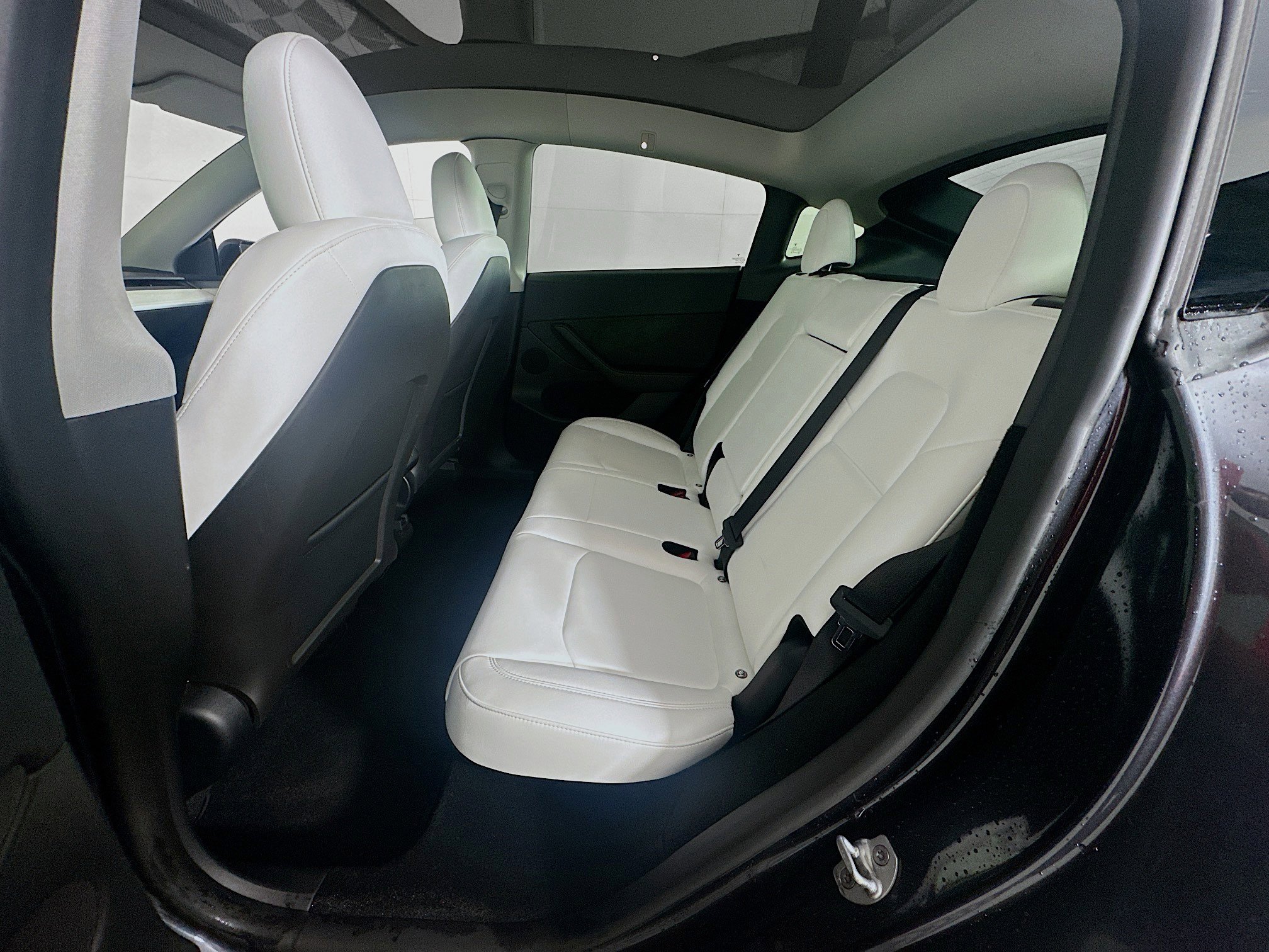 Used 2024 Tesla Model Y Long Range image 26