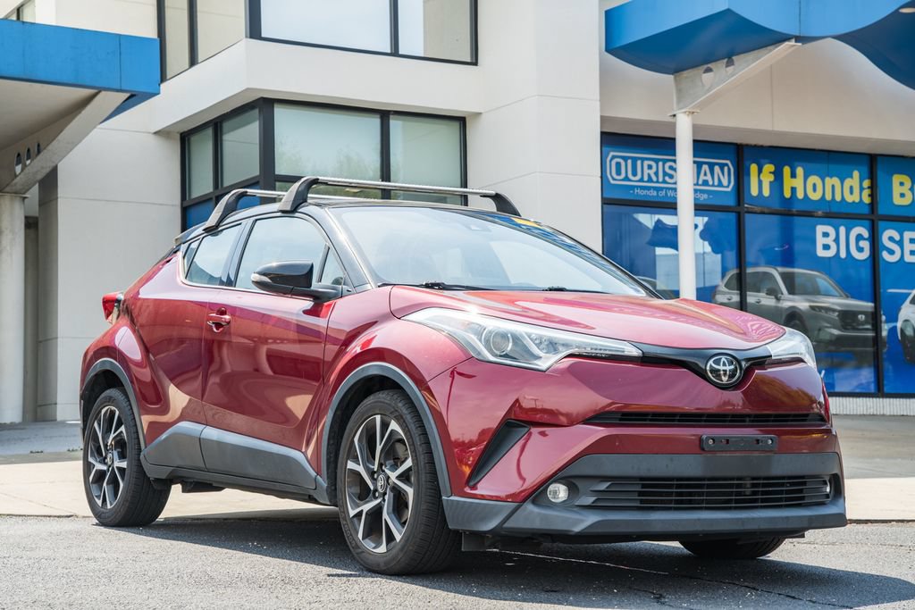 Used 2019 Toyota C-HR Limited FWD image 1