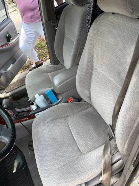 Used 2004 Toyota Corolla CE FWD image 2