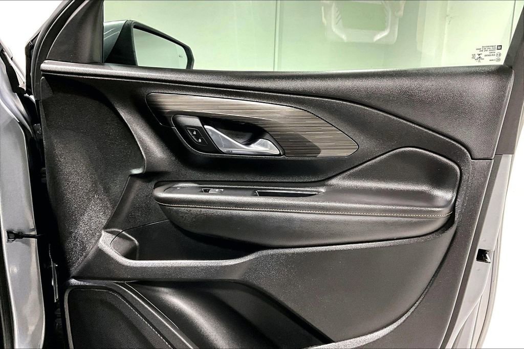 Used 2021 GMC Terrain SLT image 22