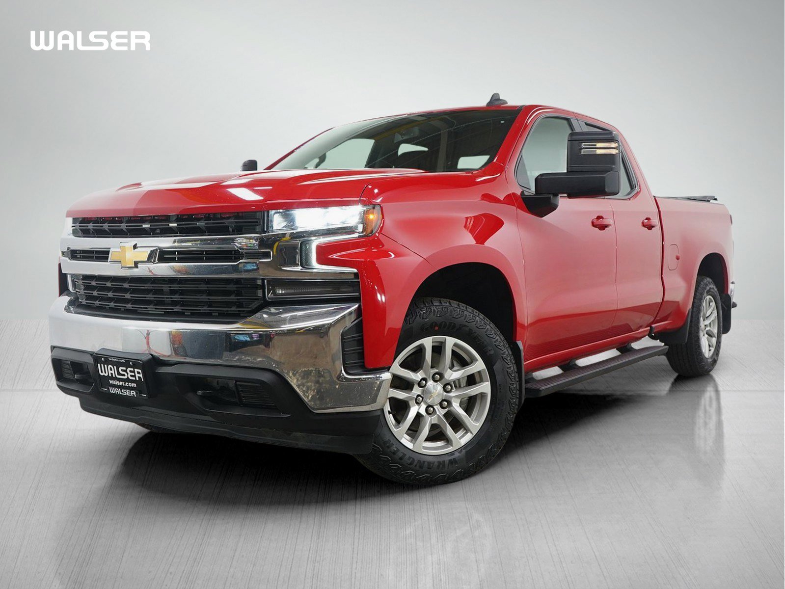 Used 2022 Chevrolet Silverado 1500 LT w/ Z71 Off-Road Package image 1