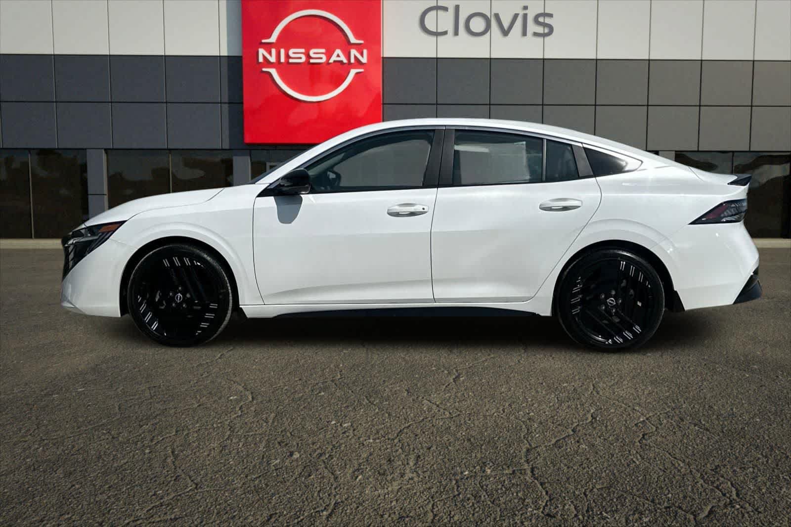 New 2027 Nissan Sentra SR FWD image 6