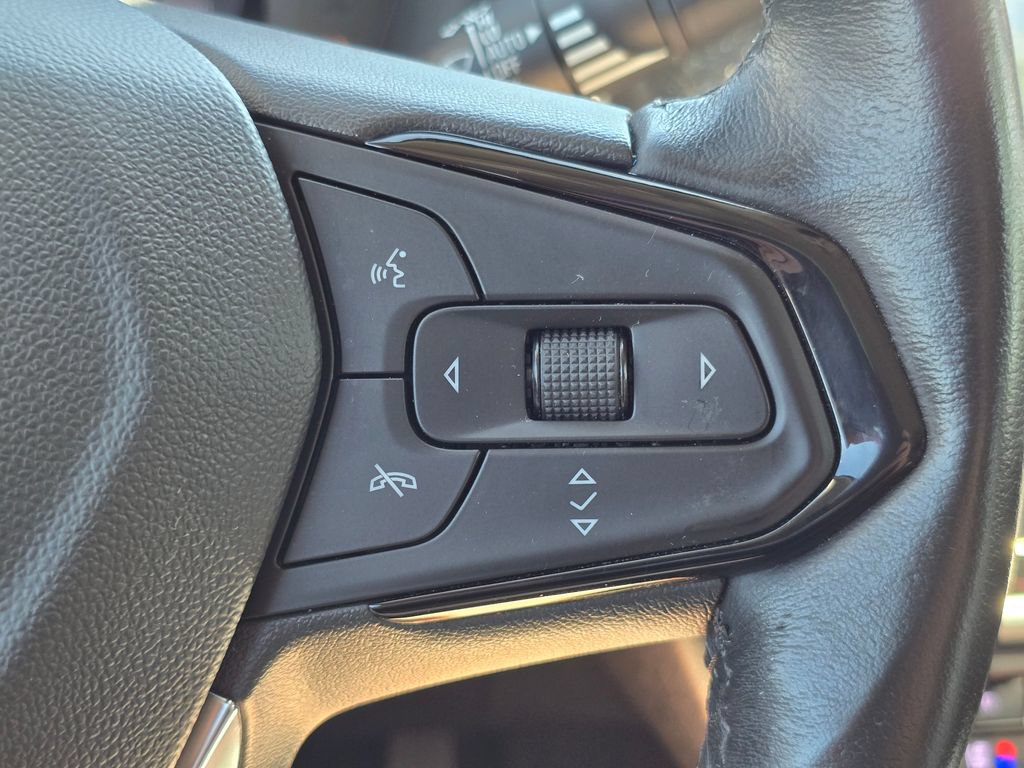 Used 2023 Chevrolet Bolt EUV Premier w/ Sun & Sound Package FWD image 29