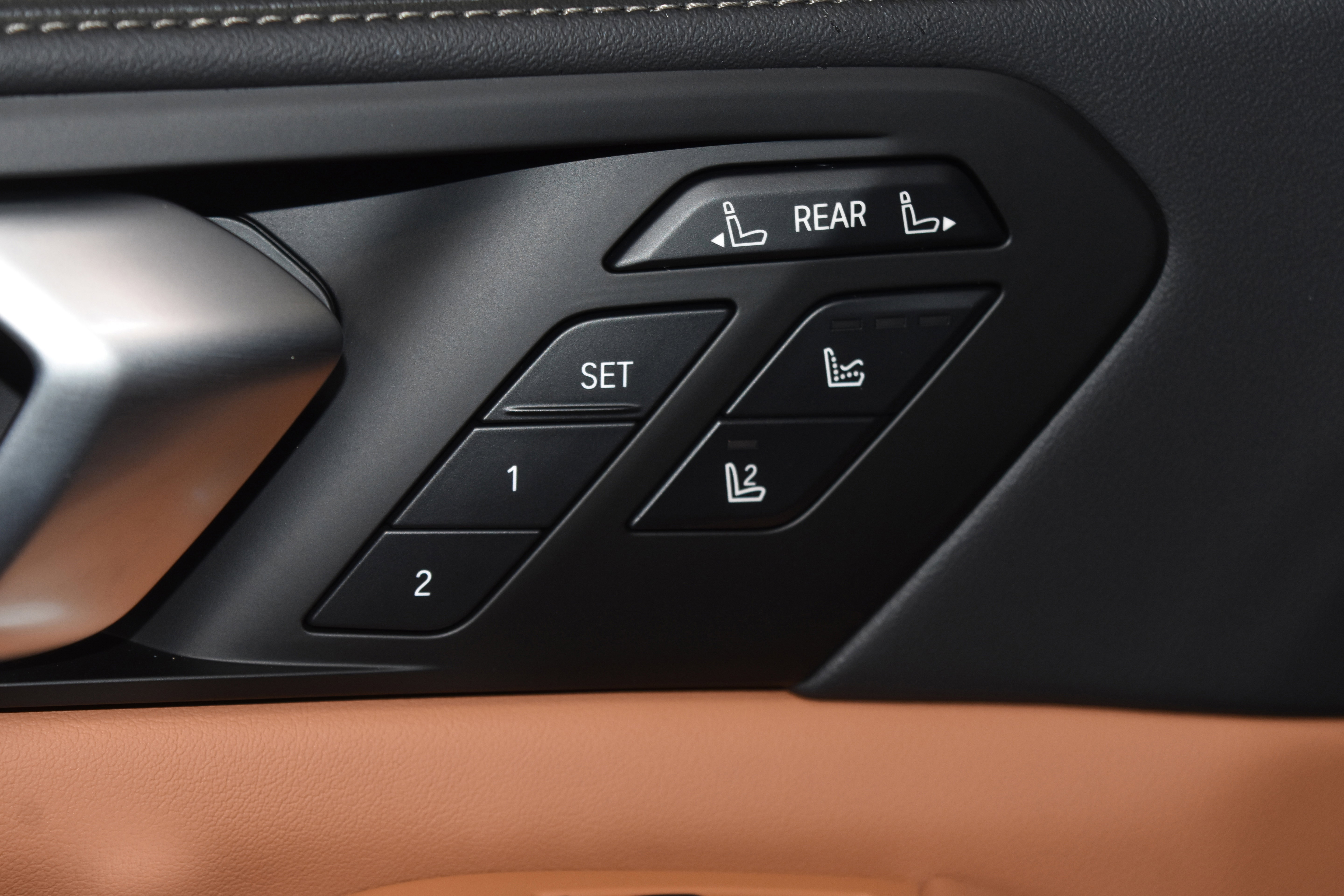 New 2026 BMW X7 xDrive40i w/ Executive Package image 4