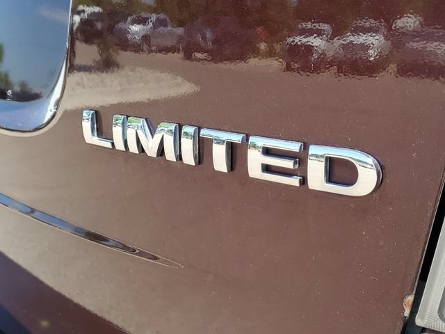 Used 2010 Ford Edge Limited FWD image 6