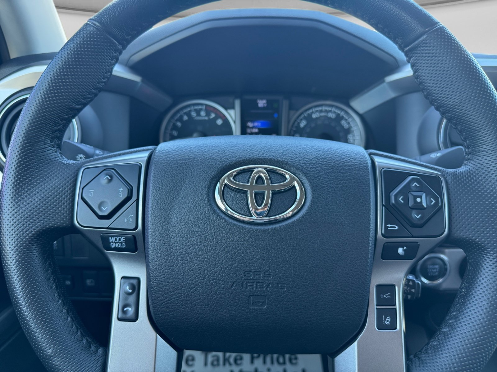 Used 2023 Toyota Tacoma SR5 AWD/4WD image 17