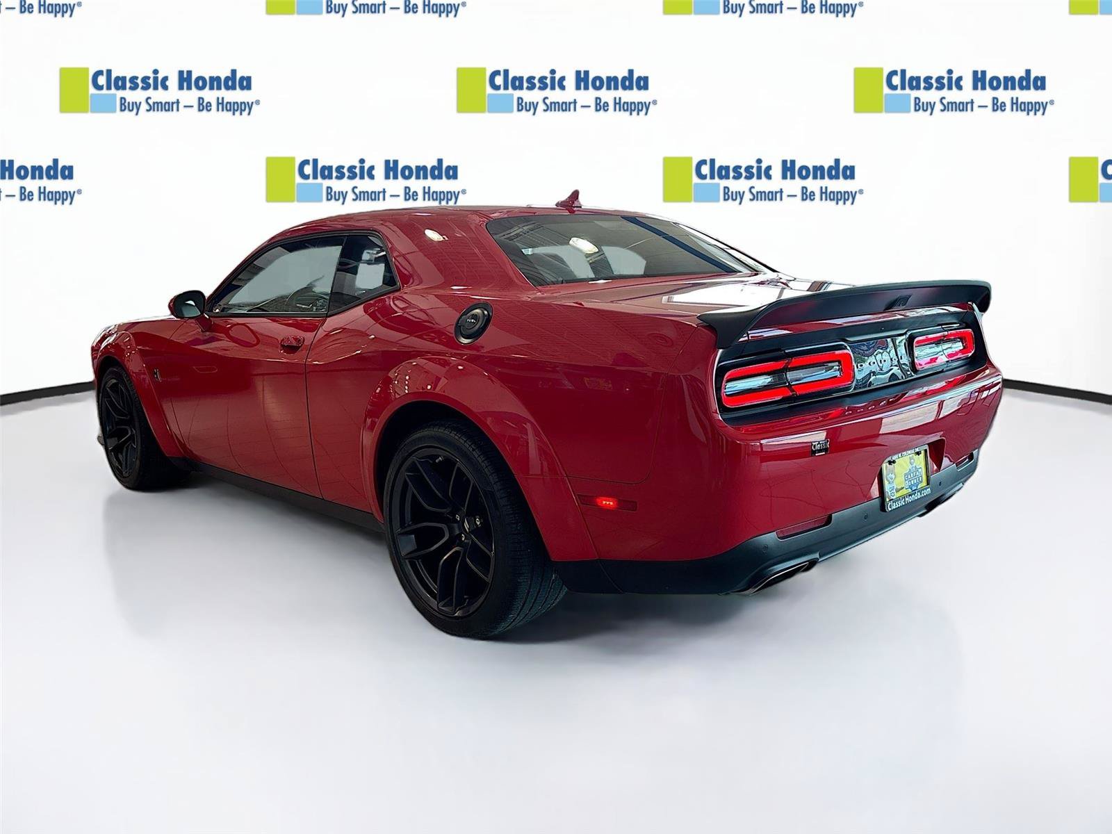 Used 2019 Dodge Challenger R/T Scat Pack RWD image 5