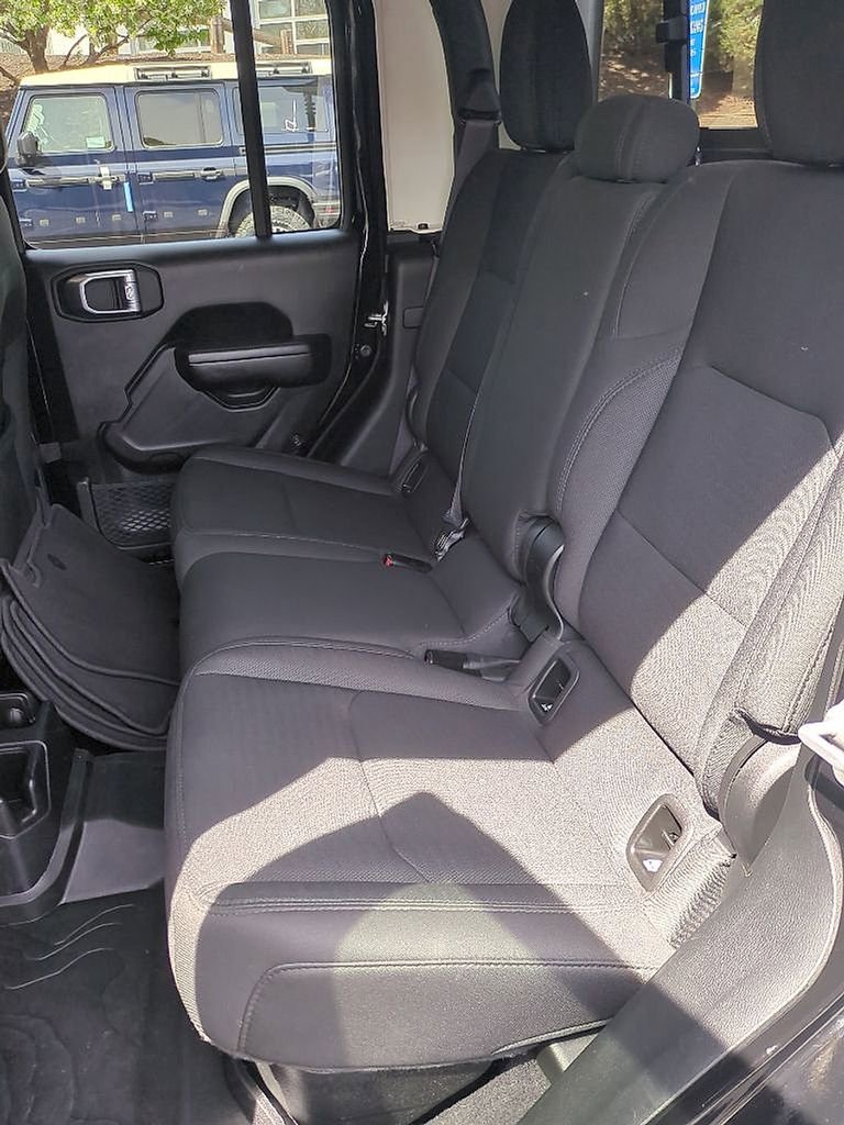 Used 2021 Jeep Gladiator Sport AWD/4WD image 12