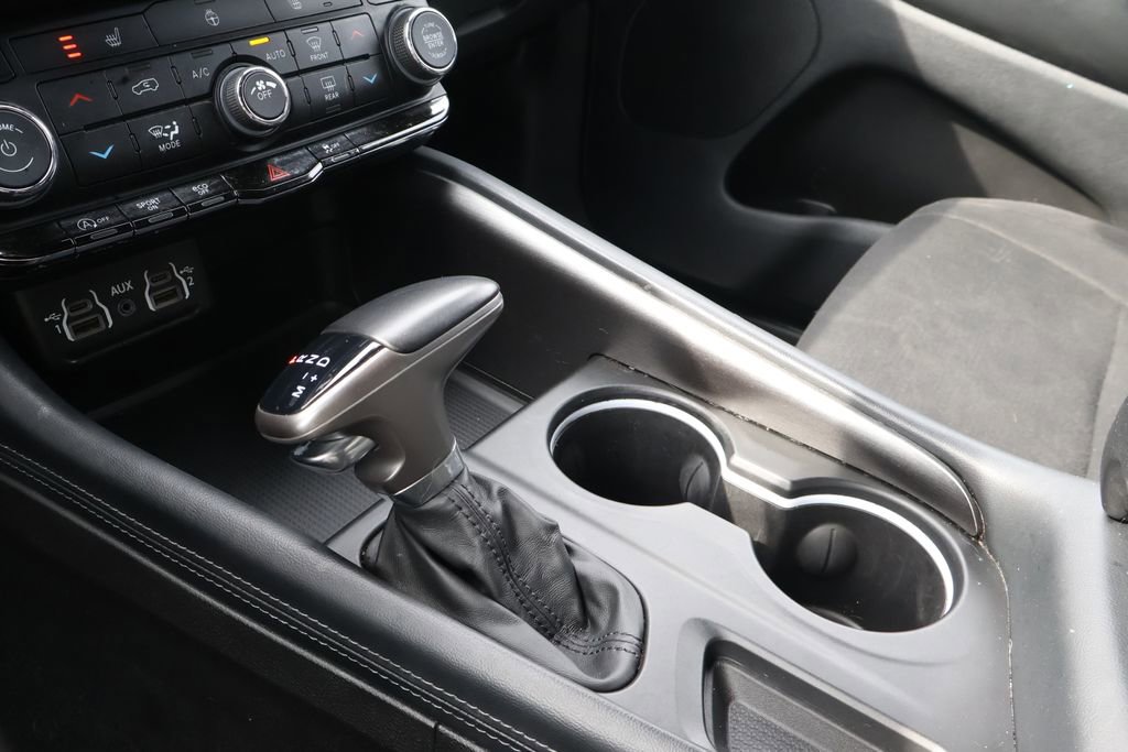 Used 2023 Dodge Durango SXT image 28
