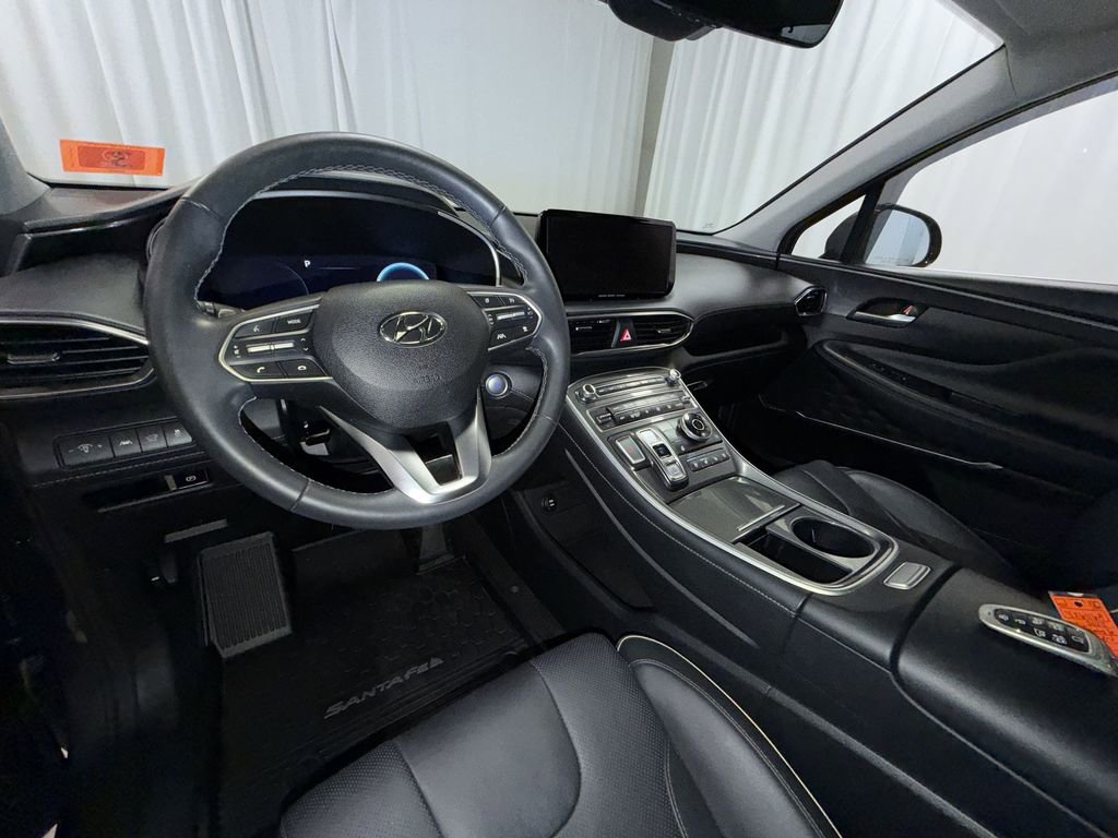 Used 2022 Hyundai Santa Fe Limited image 3