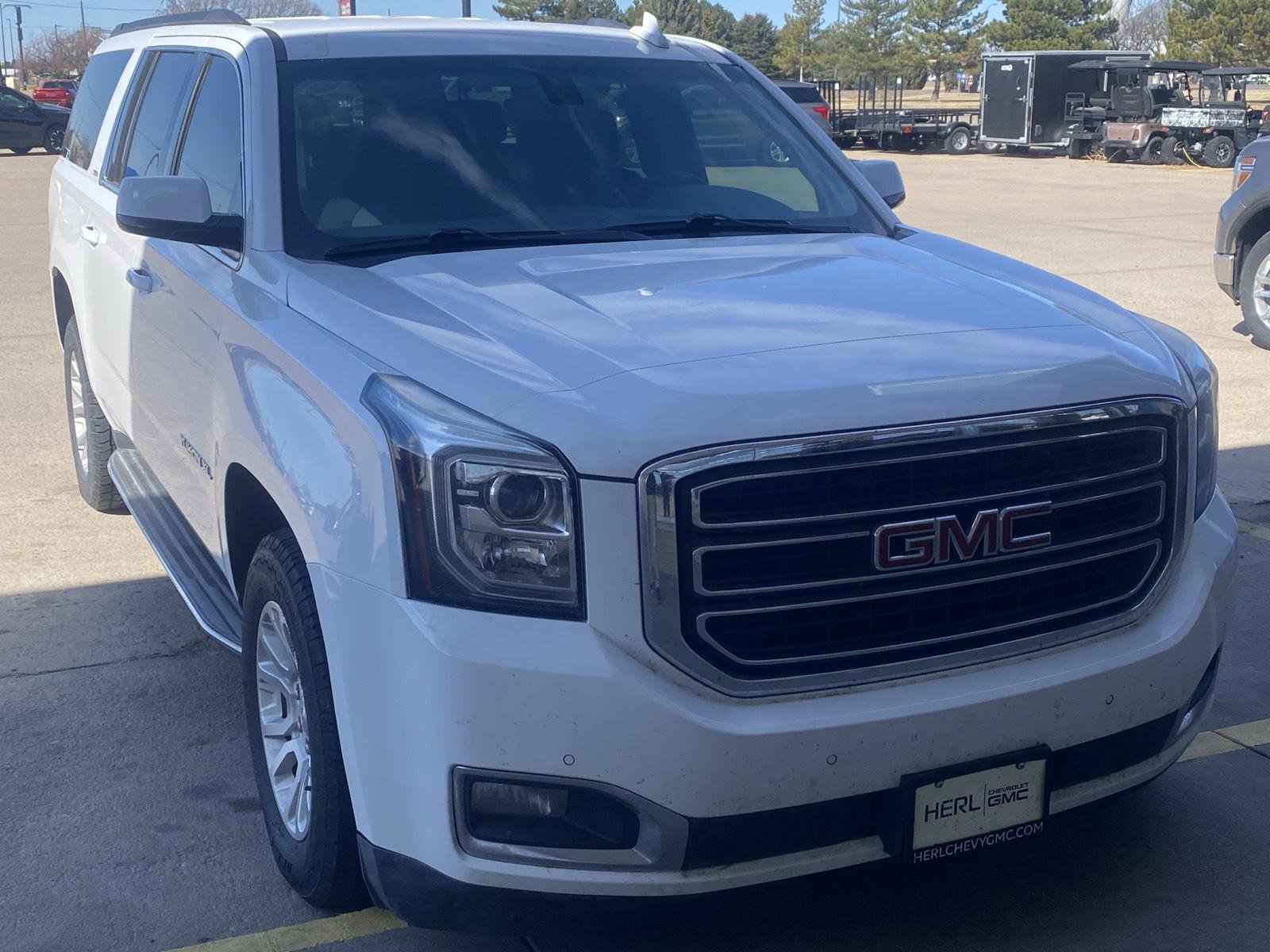 Used 2017 GMC Yukon XL SLE w/ HD Trailering Package image 1