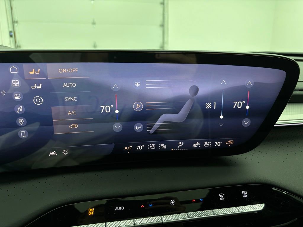 New 2026 Buick Enclave Avenir w/ Super Cruise Package image 4