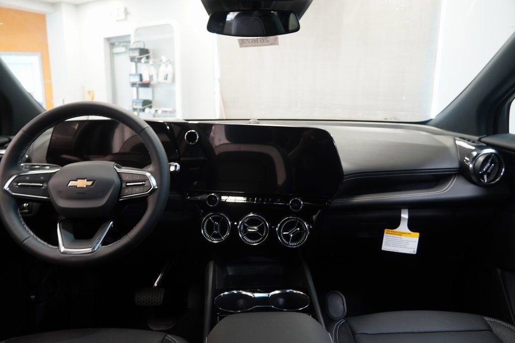 New 2026 Chevrolet Blazer EV LT FWD image 8