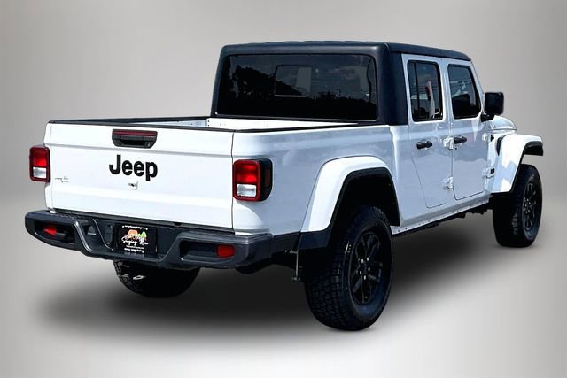 Used 2021 Jeep Gladiator Sport image 5