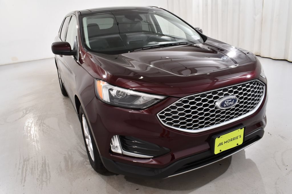 Used 2023 Ford Edge SEL w/ Convenience Package AWD/4WD image 4