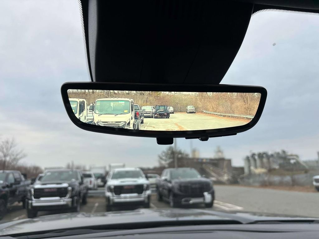 New 2026 GMC Sierra 3500 Denali w/ Denali Reserve Package image 17